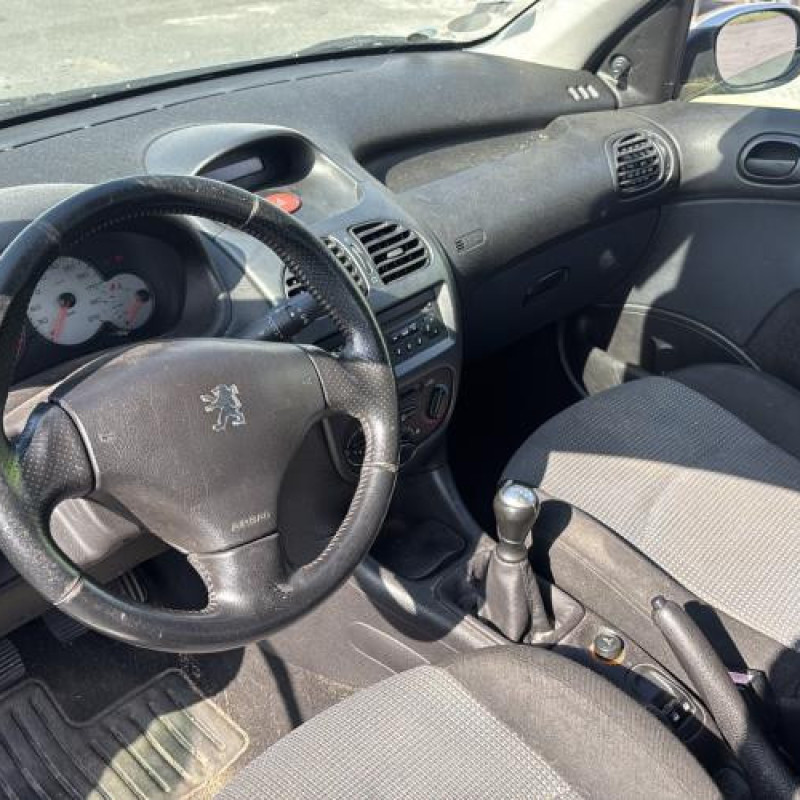Boitier BSI PEUGEOT 206 Photo n°15