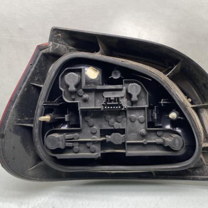 Feu arriere principal droit (feux) RENAULT MEGANE 1 Photo n°2