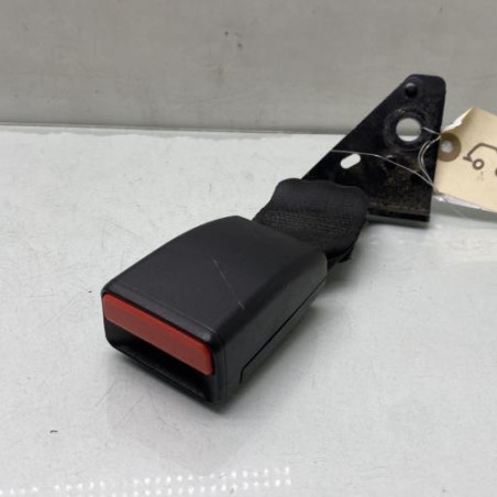 Attache ceinture arriere gauche PEUGEOT 208 1 Photo n°1