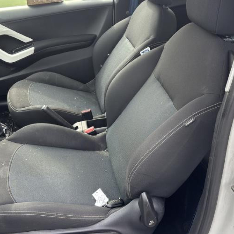 Boitier air bag PEUGEOT 208 1 Photo n°15