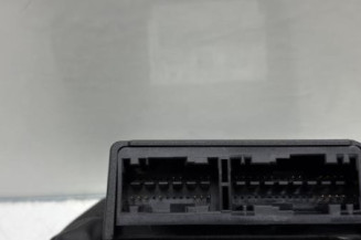 Boitier air bag PEUGEOT 208 1