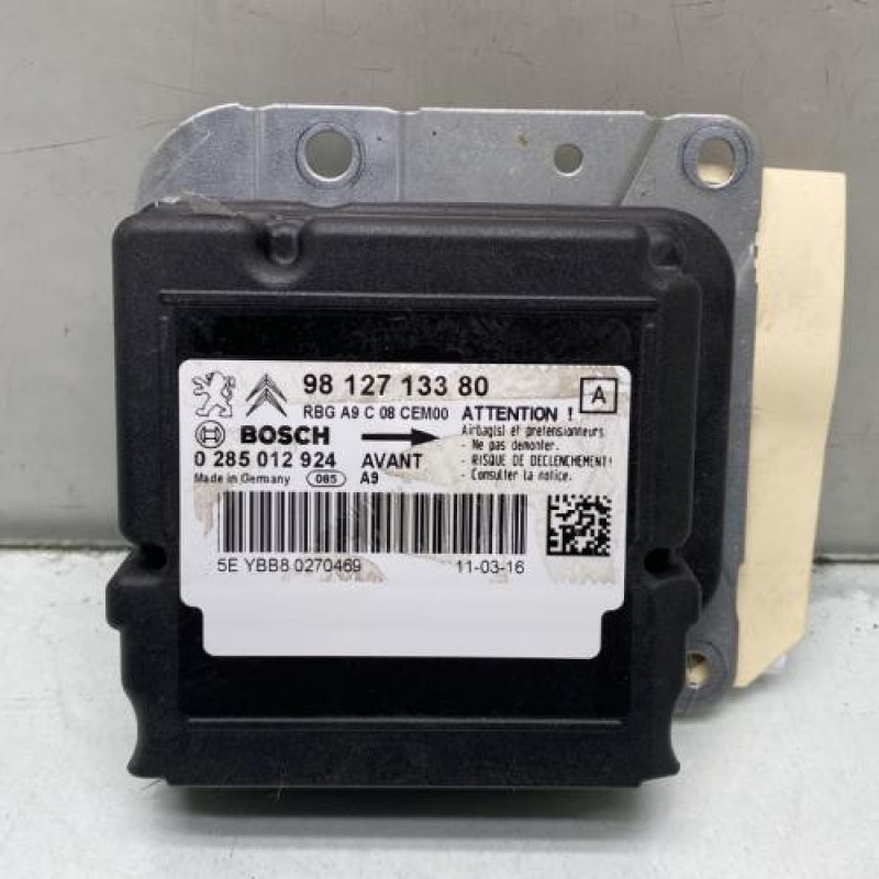 Boitier air bag PEUGEOT 208 1 Photo n°1