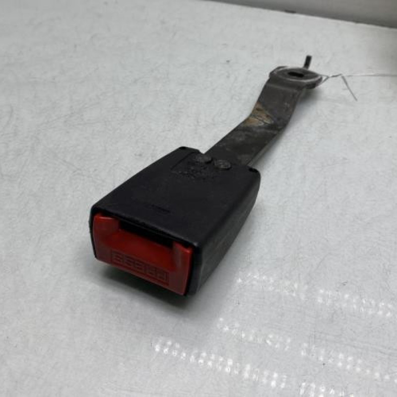 Attache ceinture avant gauche RENAULT MODUS Photo n°2