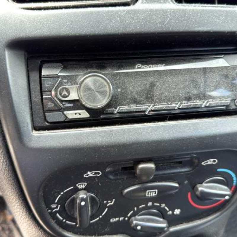 Boitier air bag PEUGEOT 206 Photo n°16