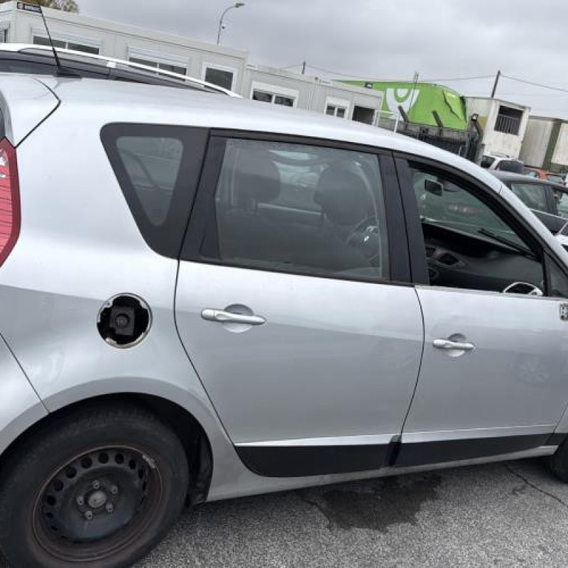 Boitier air bag RENAULT SCENIC 3 Photo n°10