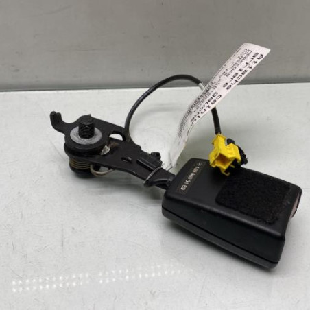 Attache ceinture arriere gauche MERCEDES CLASSE B 245