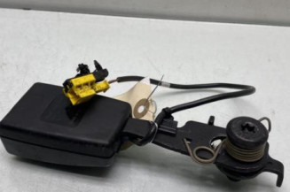 Attache ceinture arriere gauche MERCEDES CLASSE B 245