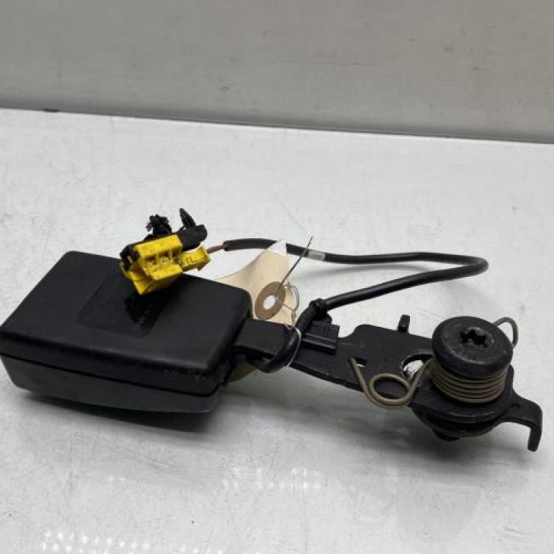 Attache ceinture arriere gauche MERCEDES CLASSE B 245 Photo n°4