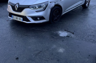 RENAULT MEGANE 4 PHASE 1 BREAK 1.5 BLUE DCI - 8V TURBO Photo n°1