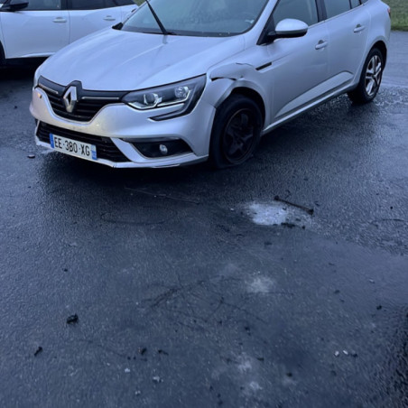 RENAULT MEGANE 4 PHASE 1 BREAK 1.5 BLUE DCI - 8V TURBO Photo n°1