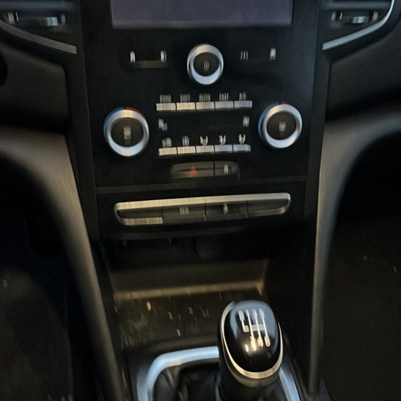 RENAULT MEGANE 4 PHASE 1 BREAK 1.5 BLUE DCI - 8V TURBO Photo n°9