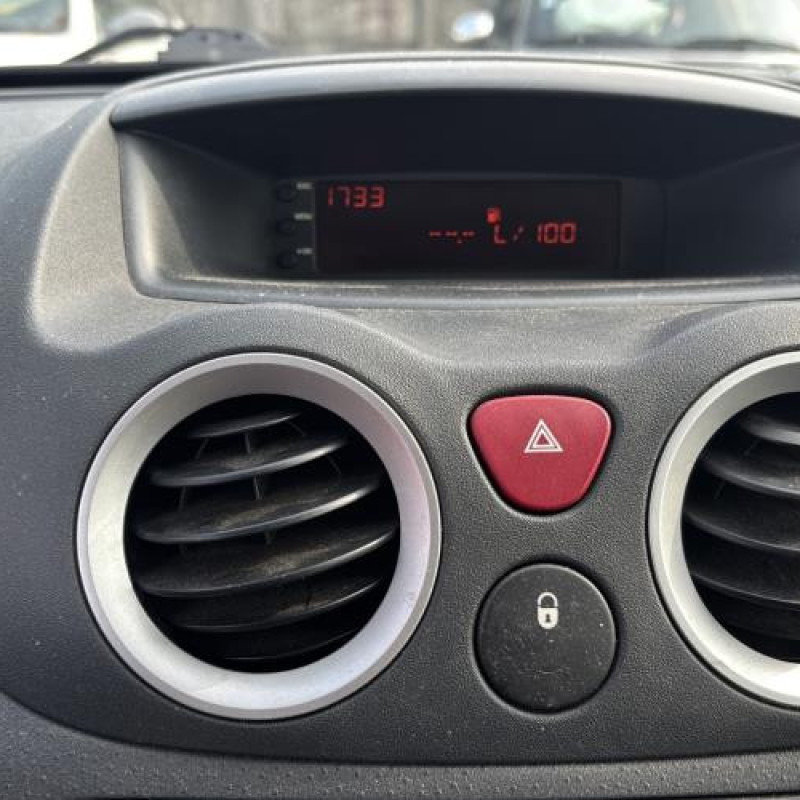 Boitier servitude moteur (BSM) CITROEN C2 Photo n°20