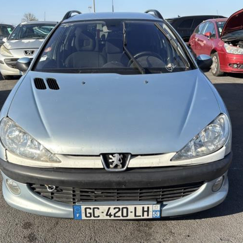 Bloc ABS (freins anti-blocage) PEUGEOT 206 Photo n°8