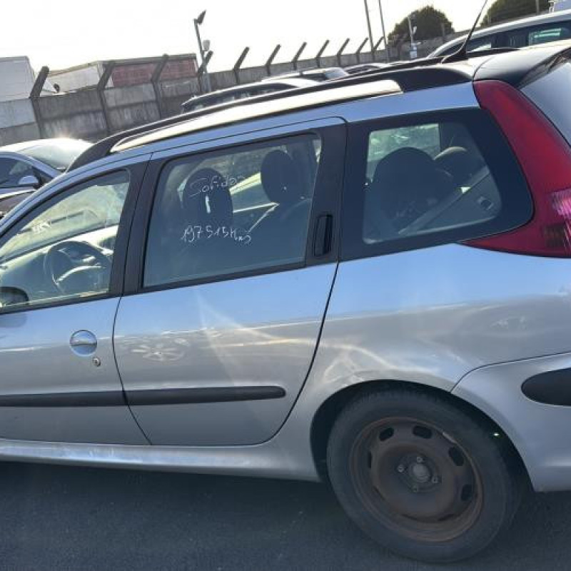 Boitier servitude moteur (BSM) PEUGEOT 206 Photo n°9