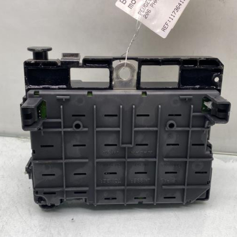 Boitier servitude moteur (BSM) PEUGEOT 206 Photo n°3