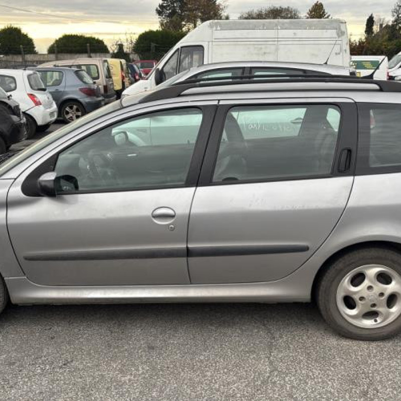 Bloc ABS (freins anti-blocage) PEUGEOT 206 Photo n°6