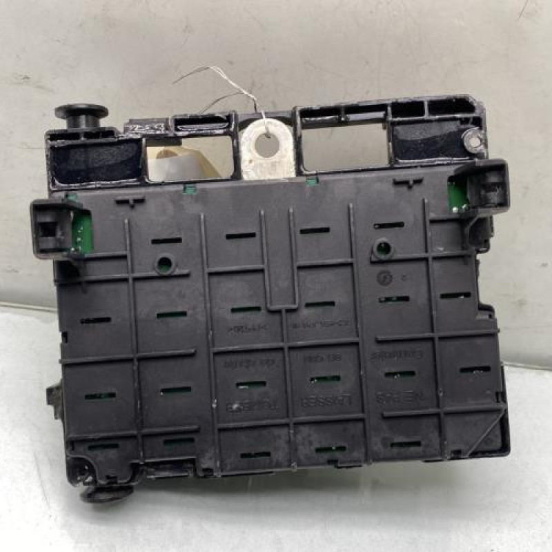 Boitier servitude moteur (BSM) PEUGEOT 206 Photo n°3