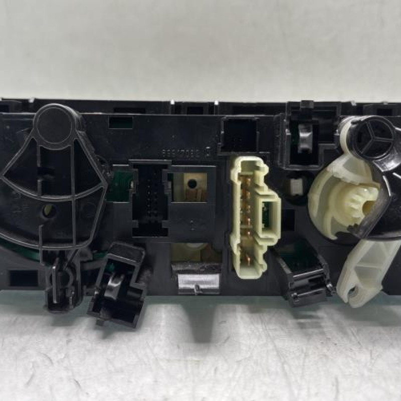 Commande chauffage PEUGEOT 207 Photo n°3