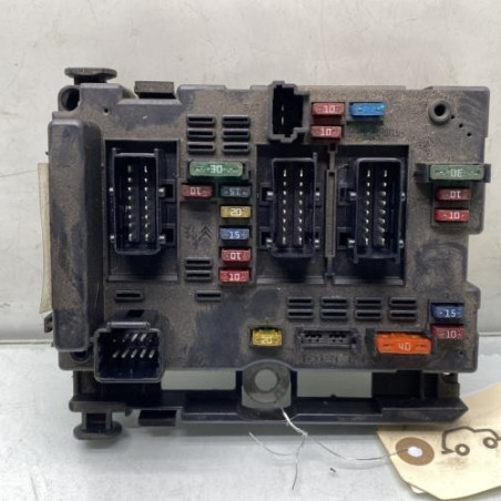 Boitier servitude moteur (BSM) PEUGEOT 307 Photo n°1