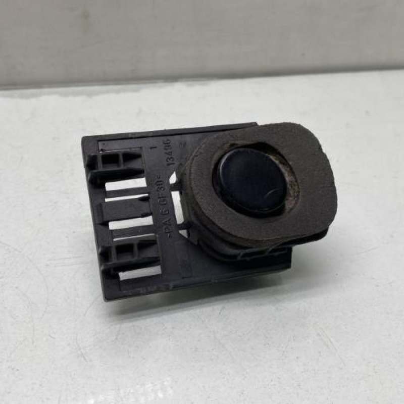 Bouton de coffre PEUGEOT 407 Photo n°1