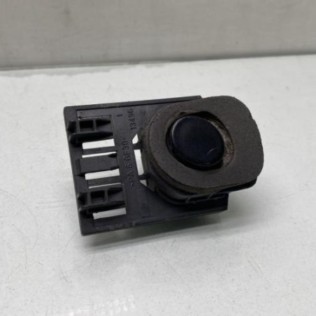 Bouton de coffre PEUGEOT 407 Photo n°1