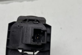 Bouton de coffre PEUGEOT 407