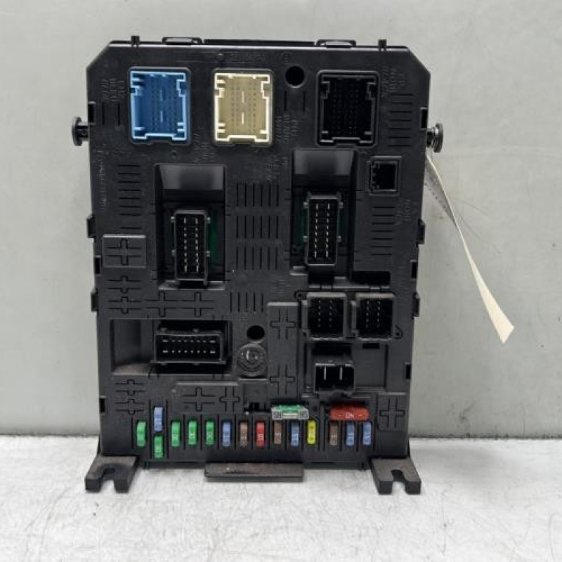 Boitier BSI PEUGEOT PARTNER 2 Photo n°1