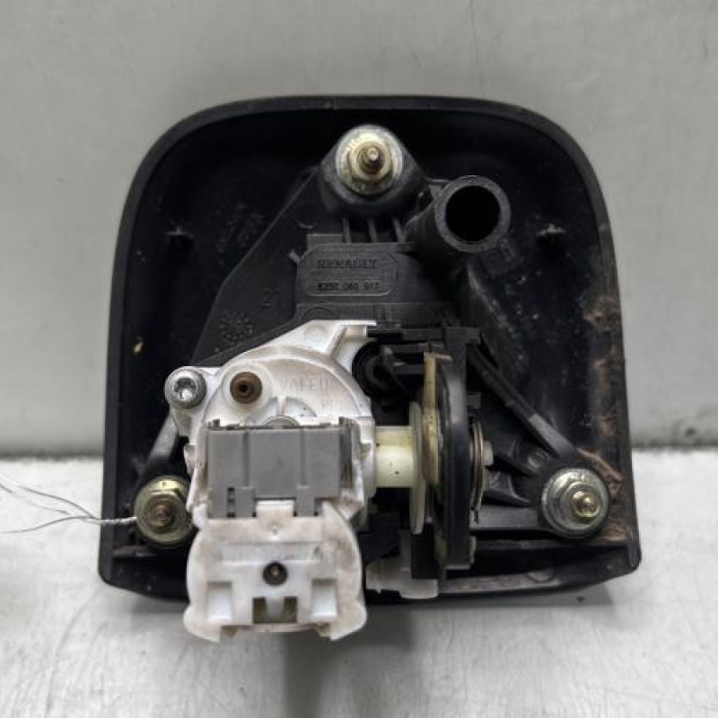 Bouton de coffre RENAULT CLIO 2 Photo n°2