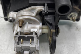 Bouton de coffre RENAULT CLIO 2