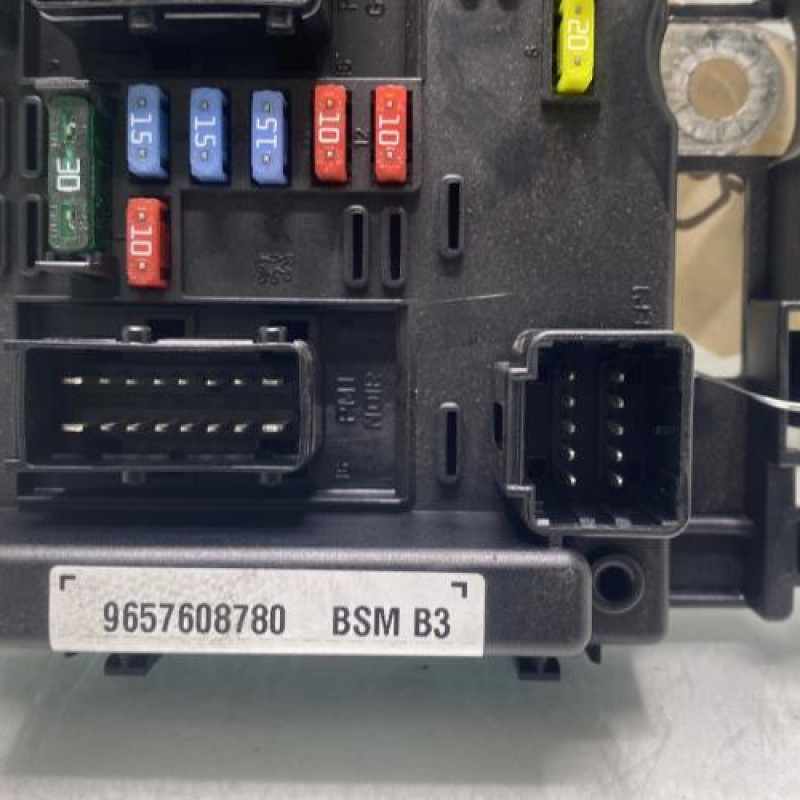 Boitier servitude moteur (BSM) CITROEN XSARA PICASSO Photo n°3