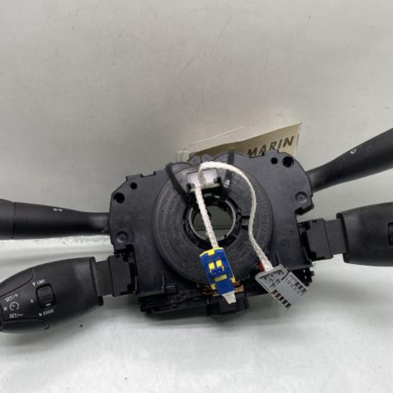 Com (Bloc Contacteur Tournant+Commodo Essuie Glace+Commodo Phare) CITROEN C3 1 Photo n°1