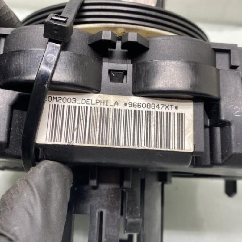 Com (Bloc Contacteur Tournant+Commodo Essuie Glace+Commodo Phare) CITROEN C3 1 Photo n°9