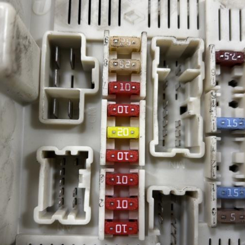 Boitier USM  RENAULT GRAND SCENIC 2 Photo n°5