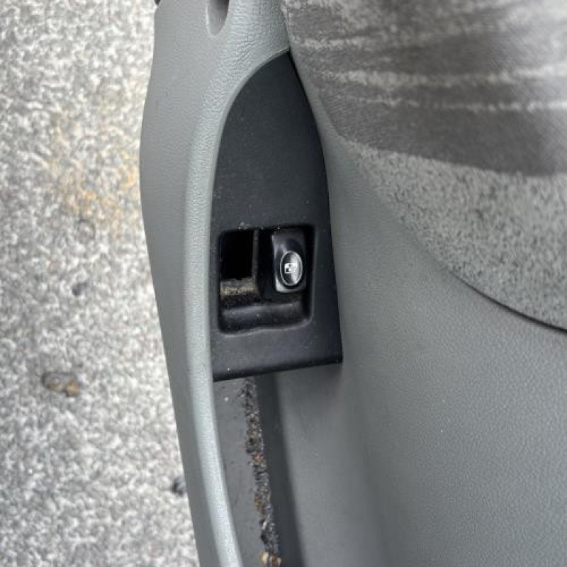 Bouton de warning RENAULT KANGOO 1 Photo n°13