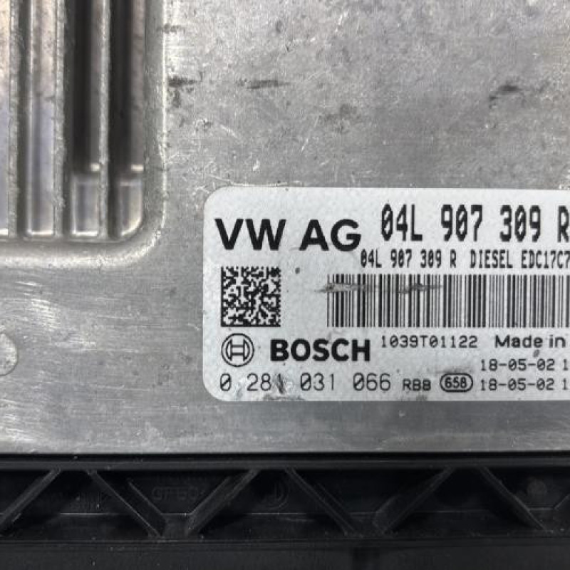 Calculateur moteur VOLKSWAGEN GOLF 7 Photo n°2