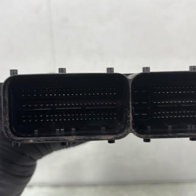 Calculateur moteur VOLKSWAGEN GOLF 7 Photo n°5