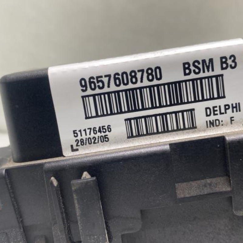 Boitier servitude moteur (BSM) PEUGEOT 307 Photo n°3