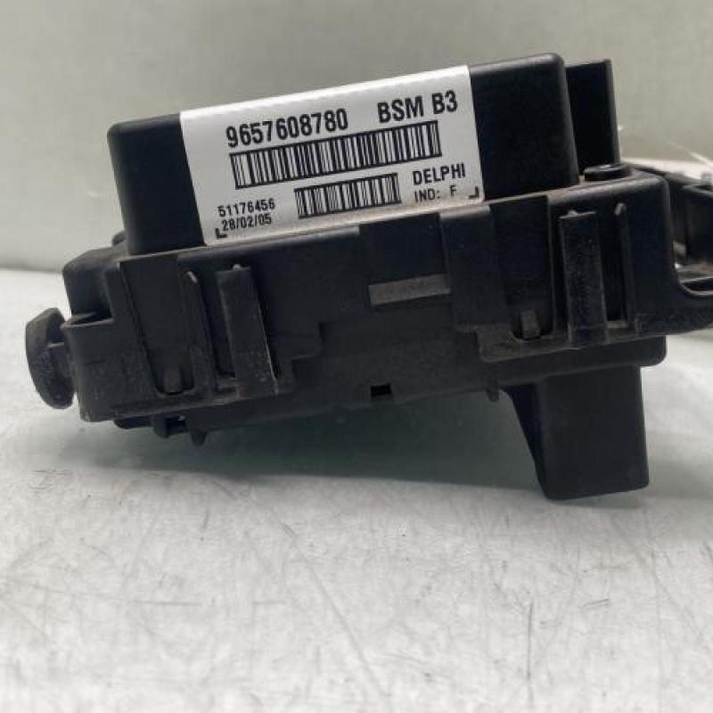 Boitier servitude moteur (BSM) PEUGEOT 307 Photo n°4