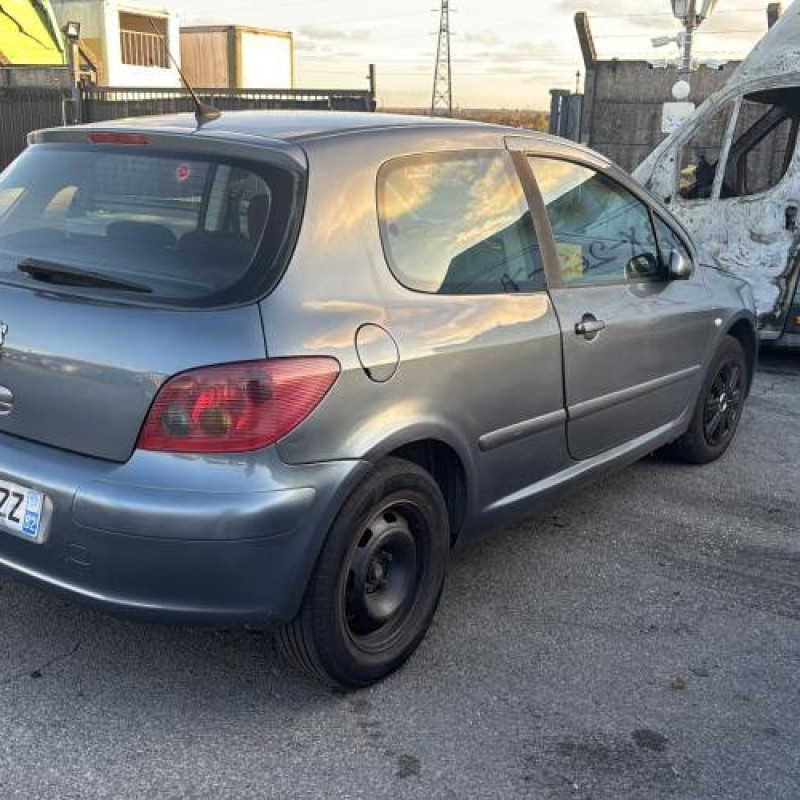 Boitier servitude moteur (BSM) PEUGEOT 307 Photo n°8