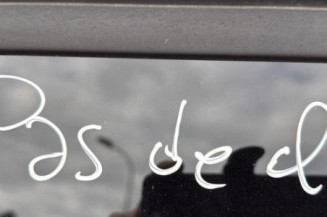 Bouton de warning FORD KUGA 2