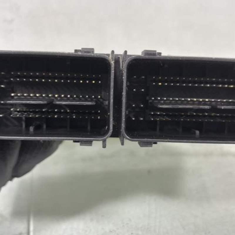 Calculateur moteur FORD KUGA 2 Photo n°6