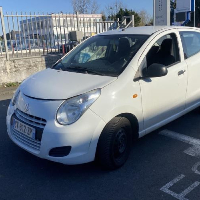 Bouton de warning SUZUKI ALTO 3 Photo n°4