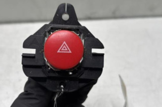 Bouton de warning SEAT ALTEA Photo n°1