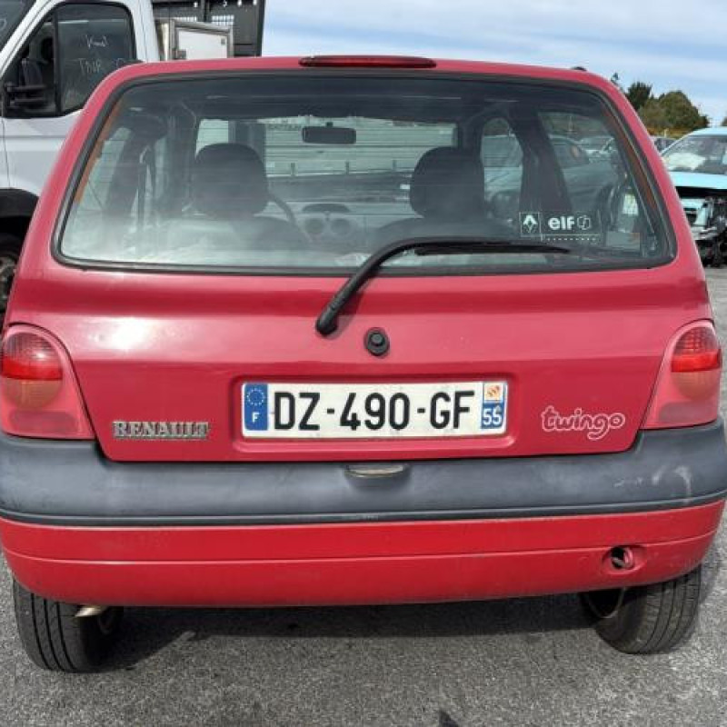 Calculateur moteur RENAULT TWINGO 1 Photo n°9