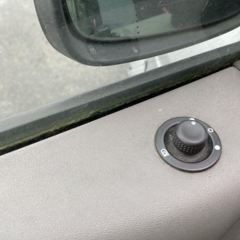 Boitier USM  RENAULT SCENIC 2 Photo n°14