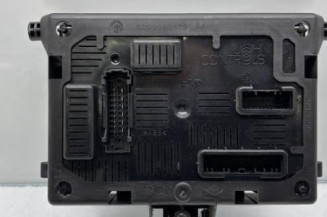 Boitier UCH RENAULT CLIO 3 Photo n°1