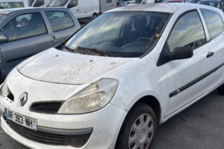 Boitier UCH RENAULT CLIO 3