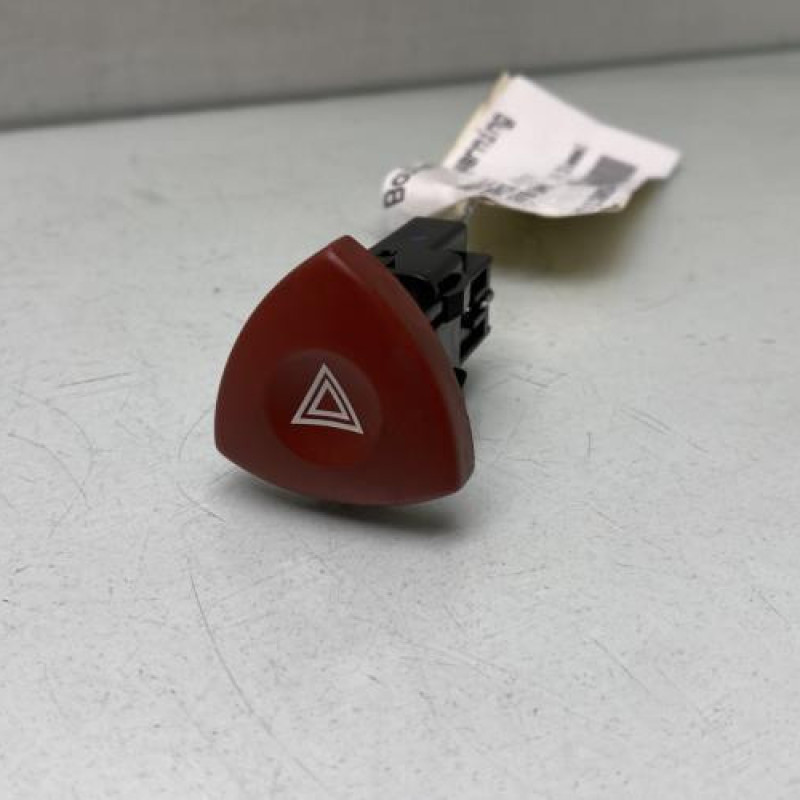 Bouton de warning RENAULT ESPACE 4 Photo n°1