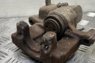 Etrier arriere droit (freinage) RENAULT ESPACE 4 Photo n°1