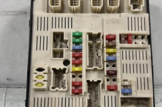 Boitier USM  RENAULT LAGUNA 3